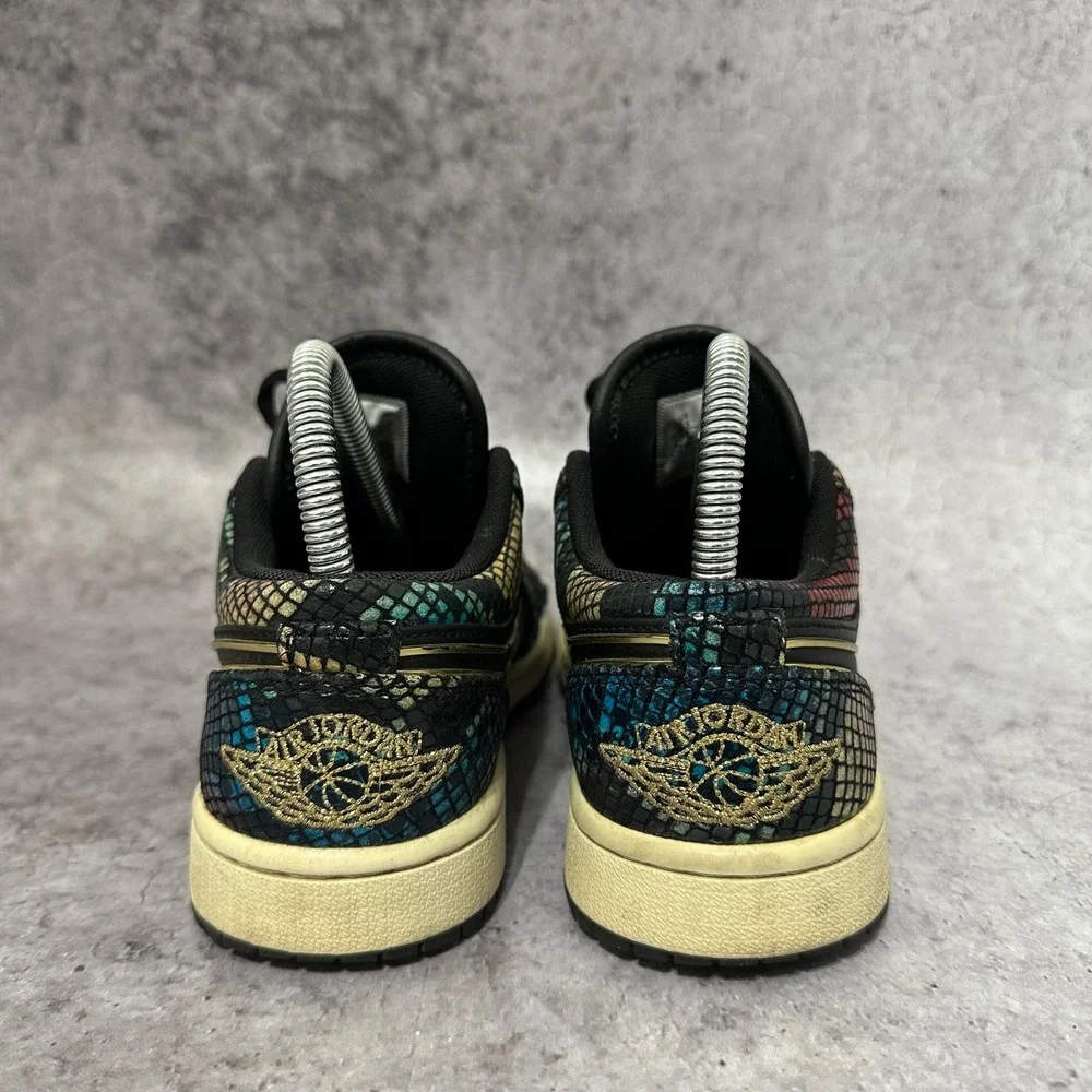 Nike Air Jordan 1 Low SE Kids 5.5 Black Multicolor Snakeskin CW5580-001 Gold
